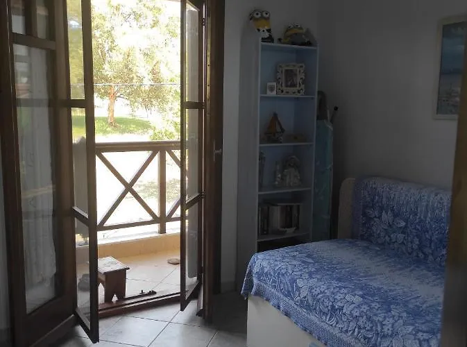 Marianthi's House מטהמורפוסי