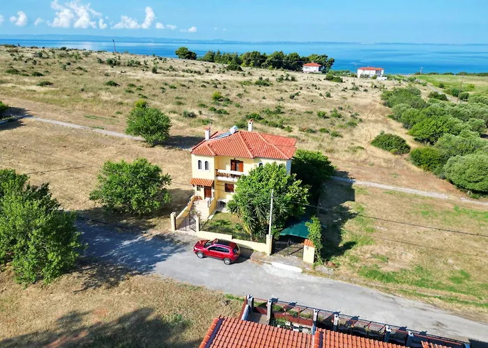 Marianthi's House דירה